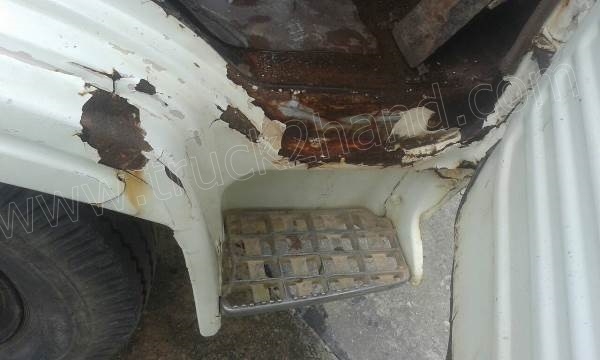 รถบรรทุกติดเครนยี่ห้อยูนิก ยี่ห้อรถ HINO 6 ล้อ รุ่น KM779 กระบะช่วงยาว