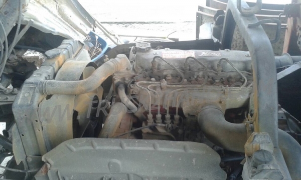 รถบรรทุกติดเครนยี่ห้อยูนิก ยี่ห้อรถ HINO 6 ล้อ รุ่น KM779 กระบะช่วงยาว