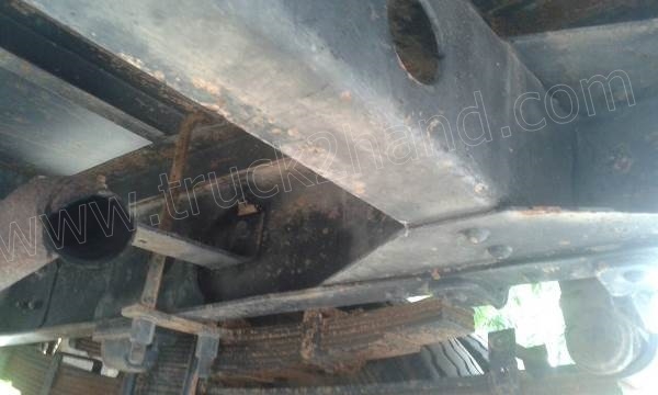 รถบรรทุกติดเครนยี่ห้อยูนิก ยี่ห้อรถ HINO 6 ล้อ รุ่น KM779 กระบะช่วงยาว