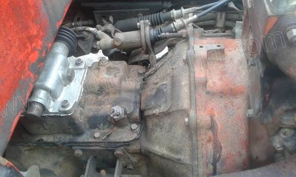 รถบรรทุกติดเครนยี่ห้อยูนิก ยี่ห้อรถ HINO 6 ล้อ รุ่น KM779 กระบะช่วงยาว