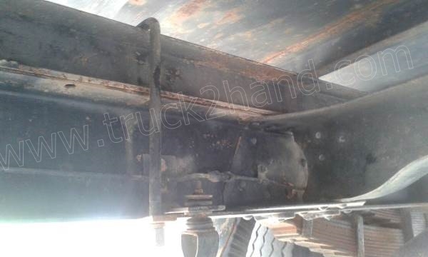 รถบรรทุกติดเครนยี่ห้อยูนิก ยี่ห้อรถ HINO 6 ล้อ รุ่น KM779 กระบะช่วงยาว