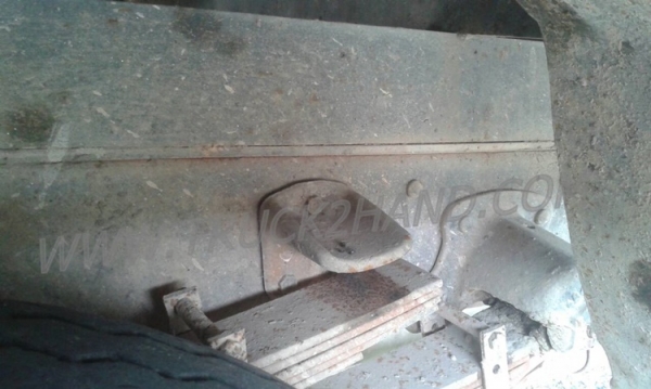 รถบรรทุกติดเครนยี่ห้อยูนิก ยี่ห้อรถ HINO 6 ล้อ รุ่น KM779 กระบะช่วงยาว