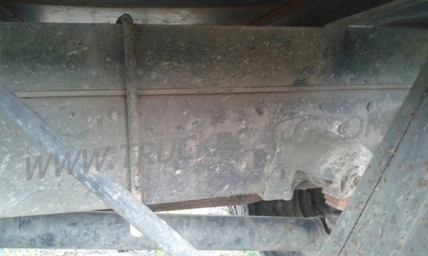 รถบรรทุกติดเครนยี่ห้อยูนิก ยี่ห้อรถ HINO 6 ล้อ รุ่น KM779 กระบะช่วงยาว