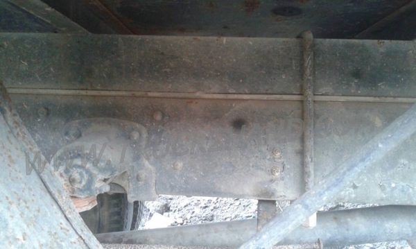 รถบรรทุกติดเครนยี่ห้อยูนิก ยี่ห้อรถ HINO 6 ล้อ รุ่น KM779 กระบะช่วงยาว