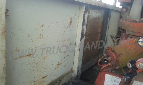 รถบรรทุกติดเครนยี่ห้อยูนิก ยี่ห้อรถ HINO 6 ล้อ รุ่น KM779 กระบะช่วงยาว