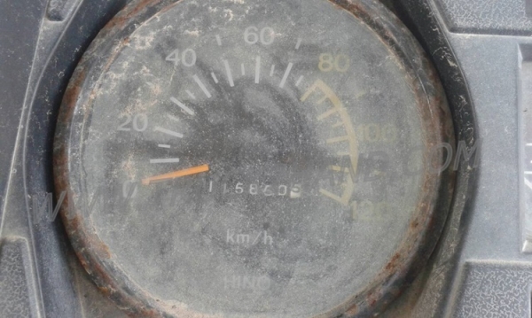 รถบรรทุกติดเครนยี่ห้อยูนิก ยี่ห้อรถ HINO 6 ล้อ รุ่น KM779 กระบะช่วงยาว