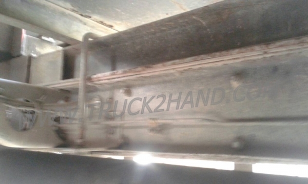 รถบรรทุกติดเครนยี่ห้อยูนิก ยี่ห้อรถ HINO 6 ล้อ รุ่น KM779 กระบะช่วงยาว