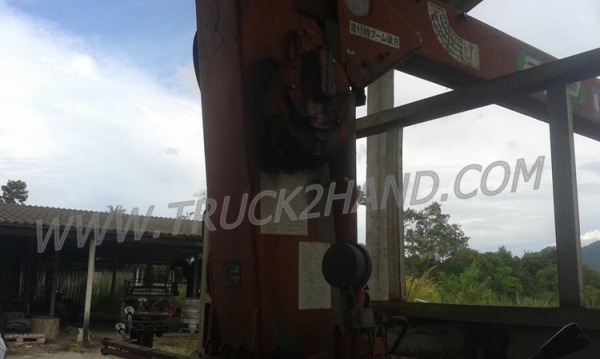 รถบรรทุกติดเครนยี่ห้อยูนิก ยี่ห้อรถ HINO 6 ล้อ รุ่น KM779 กระบะช่วงยาว