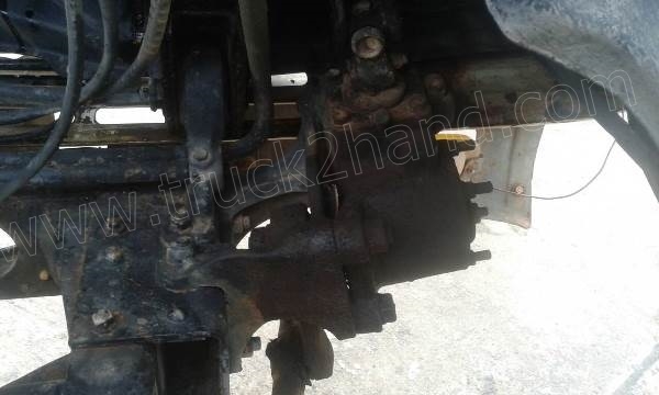 รถบรรทุกติดเครนยี่ห้อยูนิก ยี่ห้อรถ HINO 6 ล้อ รุ่น KM779 กระบะช่วงยาว