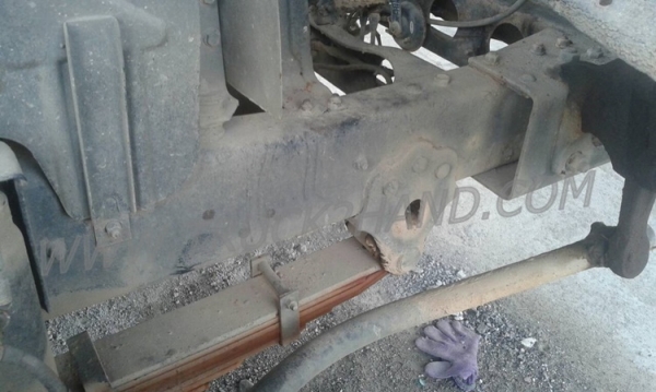 รถบรรทุกติดเครนยี่ห้อยูนิก ยี่ห้อรถ HINO 6 ล้อ รุ่น KM779 กระบะช่วงยาว