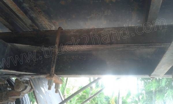 รถบรรทุกติดเครนยี่ห้อยูนิก ยี่ห้อรถ HINO 6 ล้อ รุ่น KM779 กระบะช่วงยาว