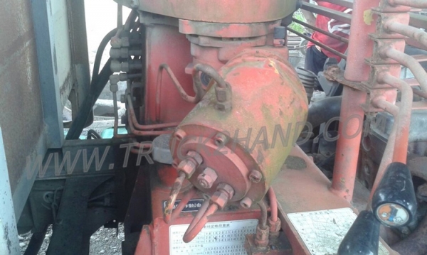 รถบรรทุกติดเครนยี่ห้อยูนิก ยี่ห้อรถ HINO 6 ล้อ รุ่น KM779 กระบะช่วงยาว