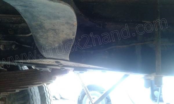 รถบรรทุกติดเครนยี่ห้อยูนิก ยี่ห้อรถ HINO 6 ล้อ รุ่น KM779 กระบะช่วงยาว