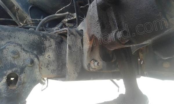 รถบรรทุกติดเครนยี่ห้อยูนิก ยี่ห้อรถ HINO 6 ล้อ รุ่น KM779 กระบะช่วงยาว