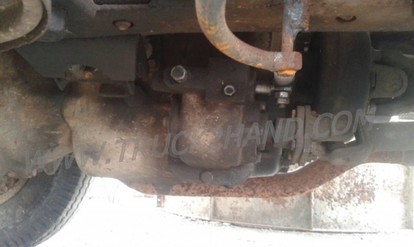 รถบรรทุกติดเครนยี่ห้อยูนิก ยี่ห้อรถ HINO 6 ล้อ รุ่น KM779 กระบะช่วงยาว