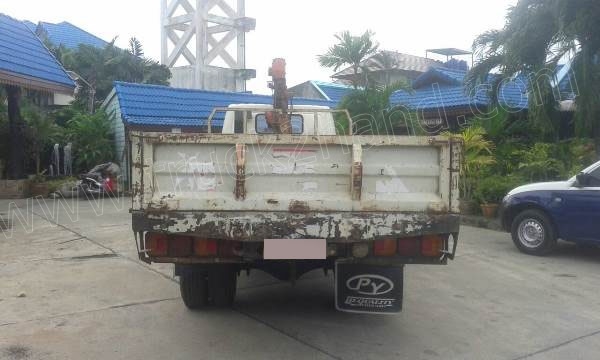 รถบรรทุกติดเครนยี่ห้อยูนิก ยี่ห้อรถ HINO 6 ล้อ รุ่น KM779 กระบะช่วงยาว
