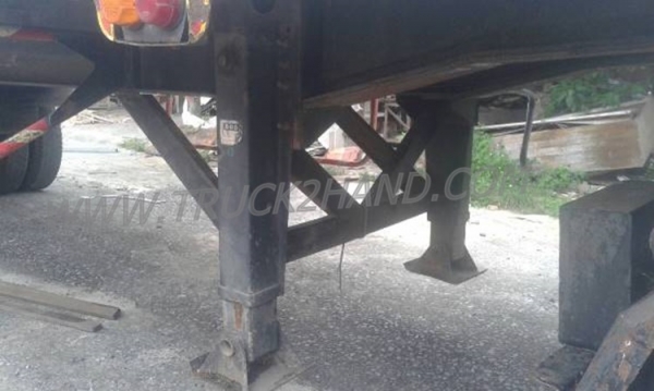 หางพ่วงเทเลอร์พื้นเรียบ 3 เพลา ต่ออู่ ส.สุชัย ยาว 12.40 แบบสามเพลาแท้