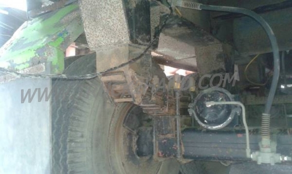 หางพ่วงเทเลอร์พื้นเรียบ 3 เพลา ต่ออู่ ส.สุชัย ยาว 12.40 แบบสามเพลาแท้