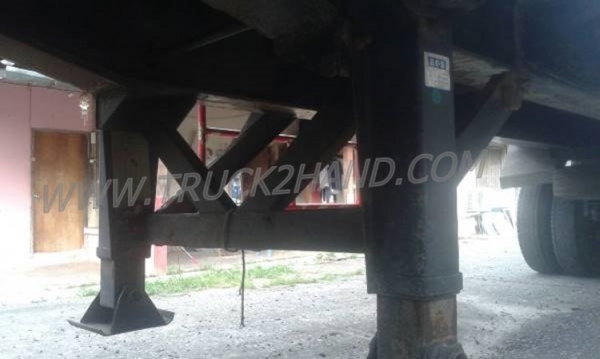 หางพ่วงเทเลอร์พื้นเรียบ 3 เพลา ต่ออู่ ส.สุชัย ยาว 12.40 แบบสามเพลาแท้