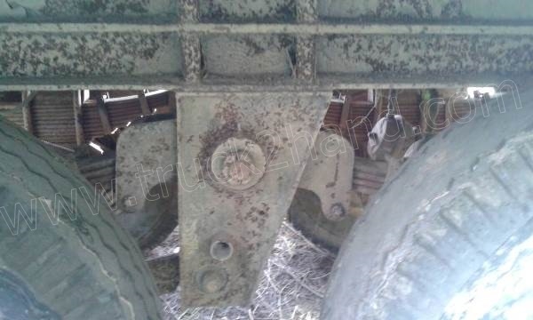 หางพ่วงเทเลอร์พื้นเรียบ 2 เพลาสามมิตร