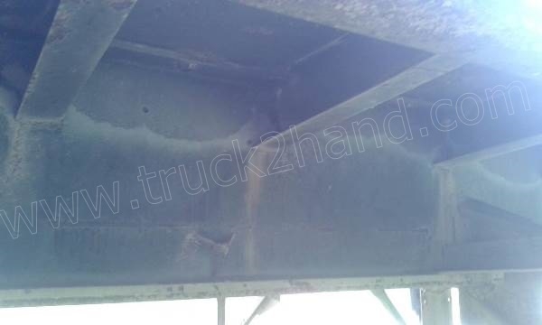 หางพ่วงเทเลอร์พื้นเรียบ 2 เพลาสามมิตร