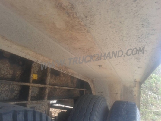 หางพ่วงเทเลอร์พื้นเรียบ 2 เพลาสามมิตร