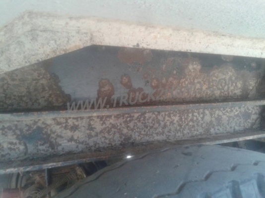 หางพ่วงเทเลอร์พื้นเรียบ 2 เพลาสามมิตร