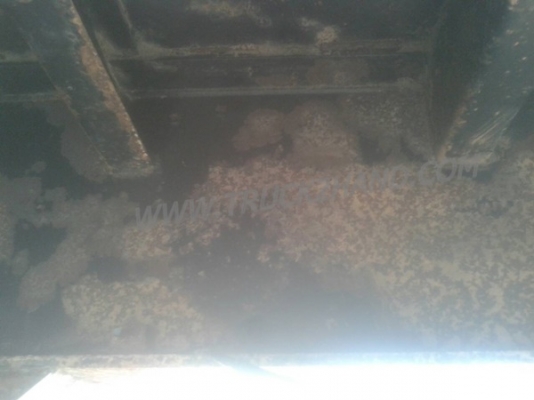 หางพ่วงเทเลอร์พื้นเรียบ 2 เพลาสามมิตร