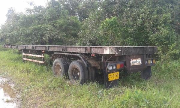 หางพ่วงเทเลอร์พื้นเรียบ 2 เพลาสามมิตร