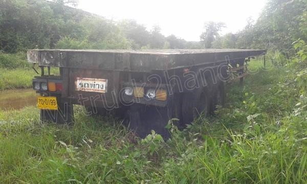 หางพ่วงเทเลอร์พื้นเรียบ 2 เพลาสามมิตร