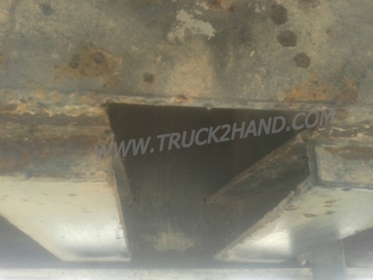 หางพ่วงเทเลอร์พื้นเรียบ 2 เพลาสามมิตร