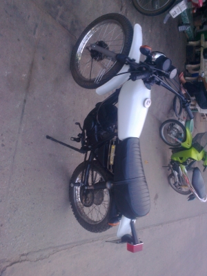 ขายรถวิบาก DT100 มีเล่มทะเบียน ขายรถวิบาก DT100 มีเล่มทะเบียน