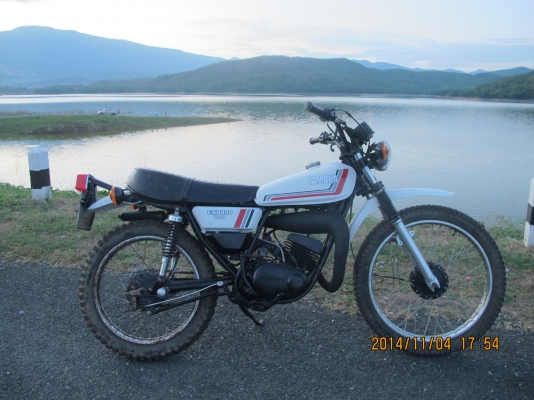 ขายรถวิบาก DT100 มีเล่มทะเบียน ขายรถวิบาก DT100 มีเล่มทะเบียน