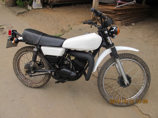 ขายรถวิบาก DT100 มีเล่มทะเบียน ขายรถวิบาก DT100 มีเล่มทะเบียน