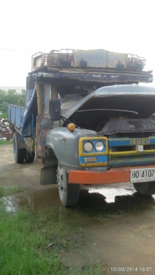 รถหกล้อหัวยาวอีซุเครื่อง6BG  175แรงปั้มลม ช่วงล่างมิตซู