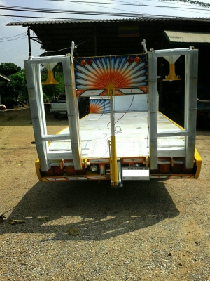 Hino F17 เทเลอร์รถเกี่ยวข้าว