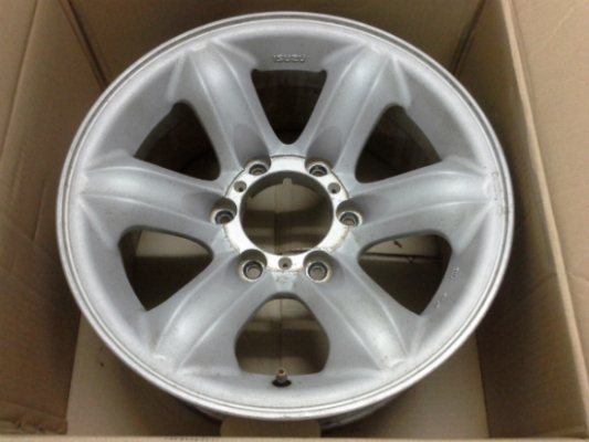 ขายล้อแม็กเปล่าลายเล็บเหยี่ยว ขอบ 16 แท้ เบ้าเดิม สีเดิม ขอบหนาเดิม พร้อมใช้ 1 ชุด/เทิร์นได้ ใส่ฟรี ส่งฟรีค่ะ