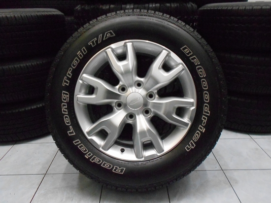 ขายล้อ Ford Ranger ขอบ 18 พร้อมยาง BFGoodrich 265/60/18 ปลายปี 11/เทิร์นได้ ใส่ฟรี ส่งฟรีค่ะ ขายล้อ Ford Ranger ขอบ 18 พร้อมยาง BFGoodrich 265/60/18 ปลายปี 11/เทิร์นได้ ใส่ฟรี ส่งฟรีค่ะ