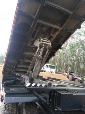 รถอีซูซุ 10 ล้อดั้ม FXZ 360 แรงม้า. ปี 56 ( ขายแม่ , ลูก ) สนใจติดต่อ 081 - 6079515 รถอีซูซุ 10 ล้อดั้ม FXZ 360 แรงม้า. ปี 56 ( ขายแม่ , ลูก ) สนใจติดต่อ 081 - 6079515