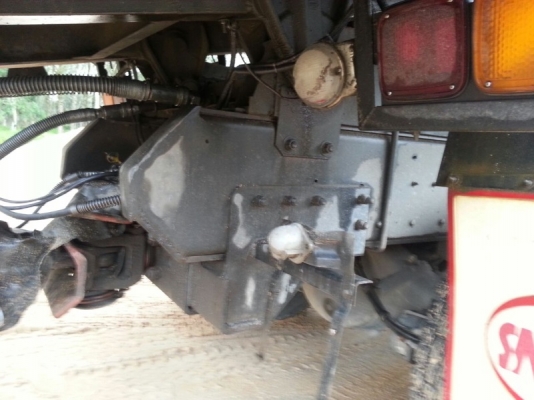 รถอีซูซุ 10 ล้อดั้ม FXZ 360 แรงม้า. ปี 56 ( ขายแม่ , ลูก ) สนใจติดต่อ 081 - 6079515 รถอีซูซุ 10 ล้อดั้ม FXZ 360 แรงม้า. ปี 56 ( ขายแม่ , ลูก ) สนใจติดต่อ 081 - 6079515