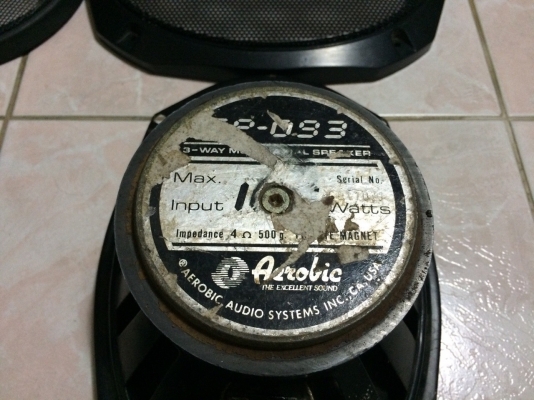 ขายลำโพงไข่ sony japan  ; Aerobic audio usa