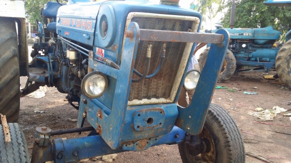 ขายฟอร์ด 7600 สภาพเดิมๆ พร้อมทะเบียน