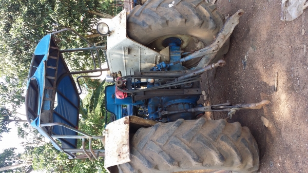 ขายฟอร์ด 7600 สภาพเดิมๆ พร้อมทะเบียน