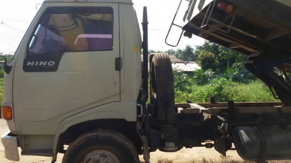 HINO FC 120 ยอดจัดไฟแนนซ์ได้ 350,000 บาทค่ะ  ขายด่วน 520,000 บาทค่ะ