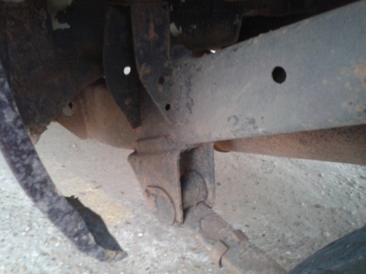 ขายนิสสัน bigm 2500 ฝาแดง แคปเล็ก ขายนิสสัน bigm 2500 ฝาแดง แคปเล็ก