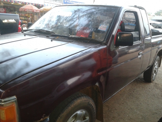 ขายนิสสัน bigm 2500 ฝาแดง แคปเล็ก ขายนิสสัน bigm 2500 ฝาแดง แคปเล็ก