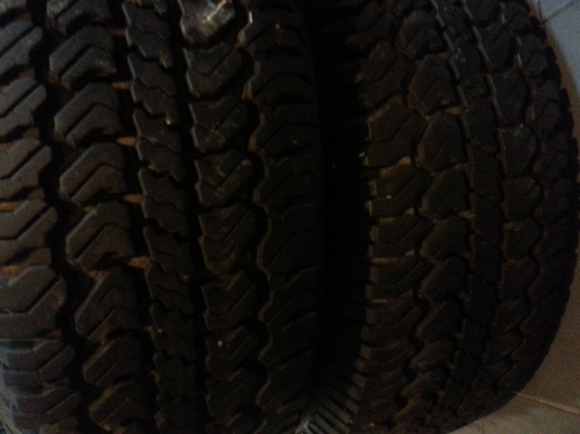 ยางขอบ15 265/70/15 สวยๆบริสโตน2เส้น micerrin2เส้น