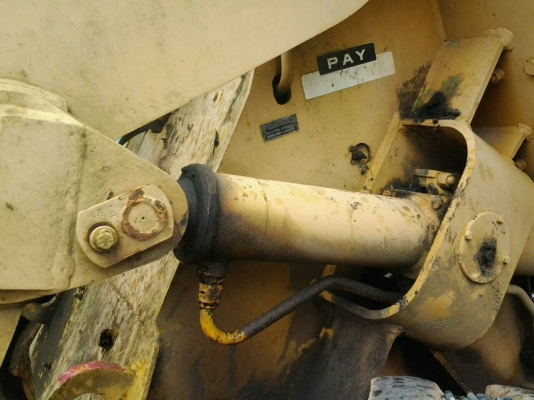 รถตักล้อยางเลี้ยวเอวKOMATSU JH65C-35169R สภาพดีพร้อมใช้ แรงดี ไม่ตก เอวแน่น