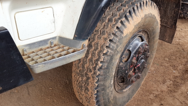 ขายด่วนไอ้หลงโบสองเพลาดั้มซีเรี่ยนสูงFN527MTF 7482สภาพสวยโทร0843923995