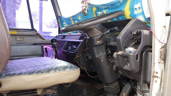 ขายด่วนไอ้หลงโบสองเพลาดั้มซีเรี่ยนสูงFN527MTF 7482สภาพสวยโทร0843923995